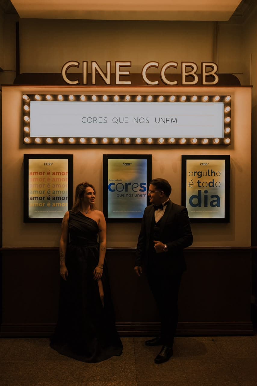 Fabricio e Beatriz — pré-wedding no Cine CCBB